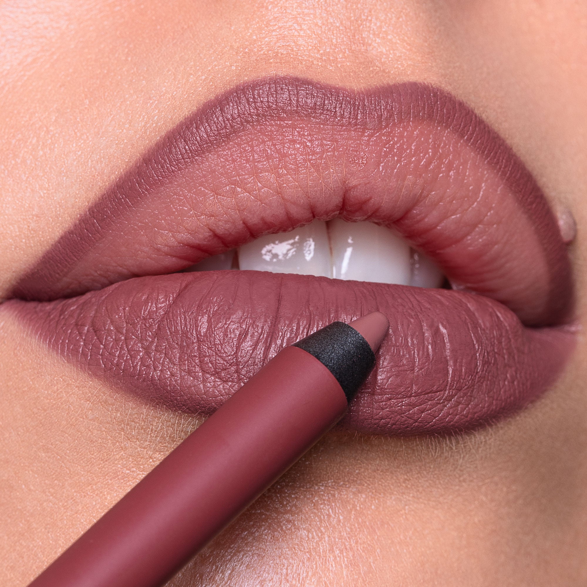 NABLA Close-Up Lip Shaper lūpų pieštukas