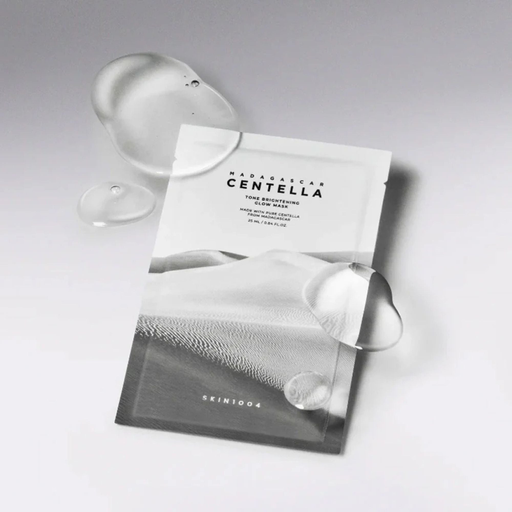 SKIN1004 Madagascar Centella Tone Brightening Glow Mask lakštinė veido kaukė 1