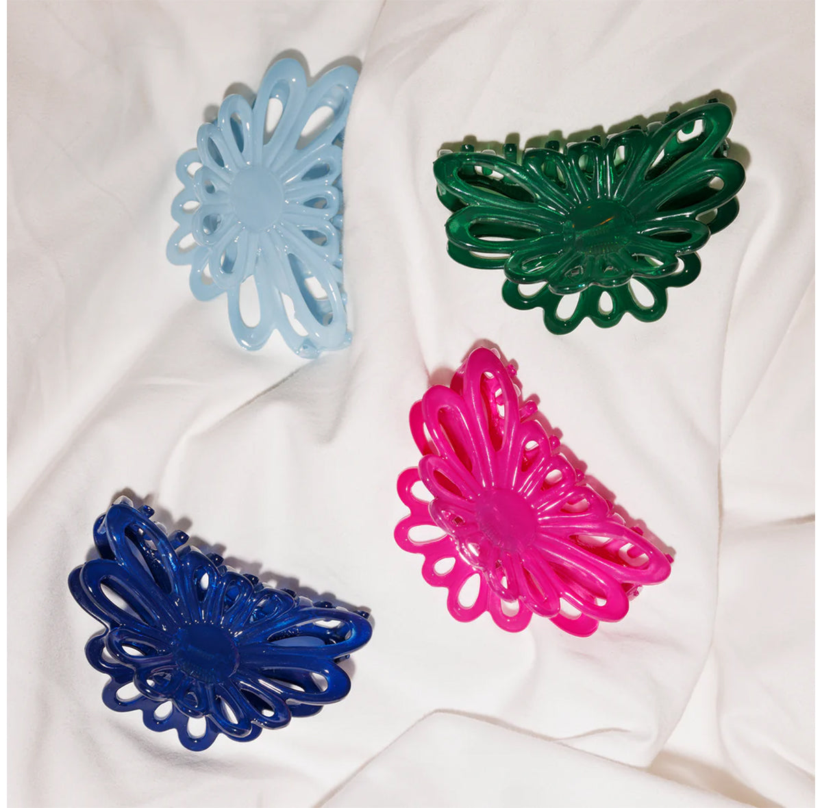 "Flower Claw 8 cm Light Blue" plaukų segtukas
